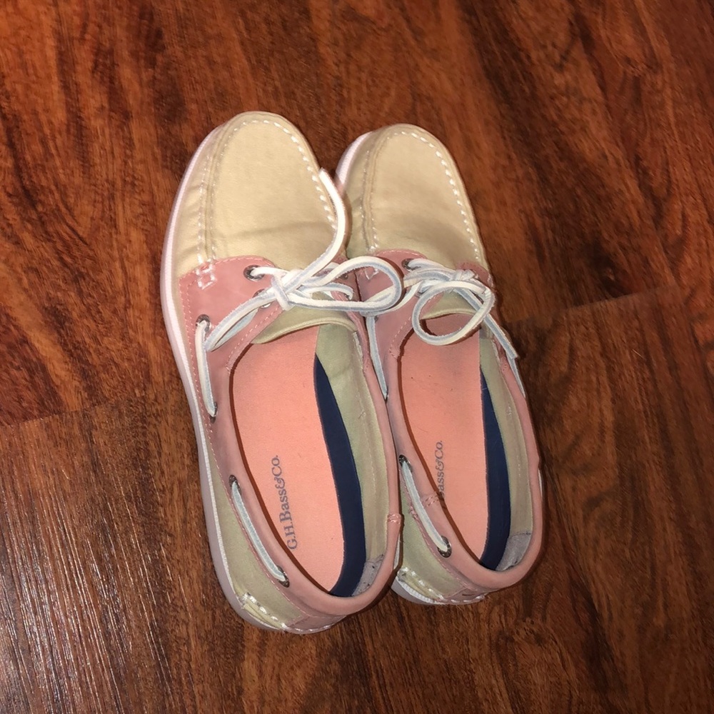 G. H. Bass & Co. shoes - Picture 2 of 3